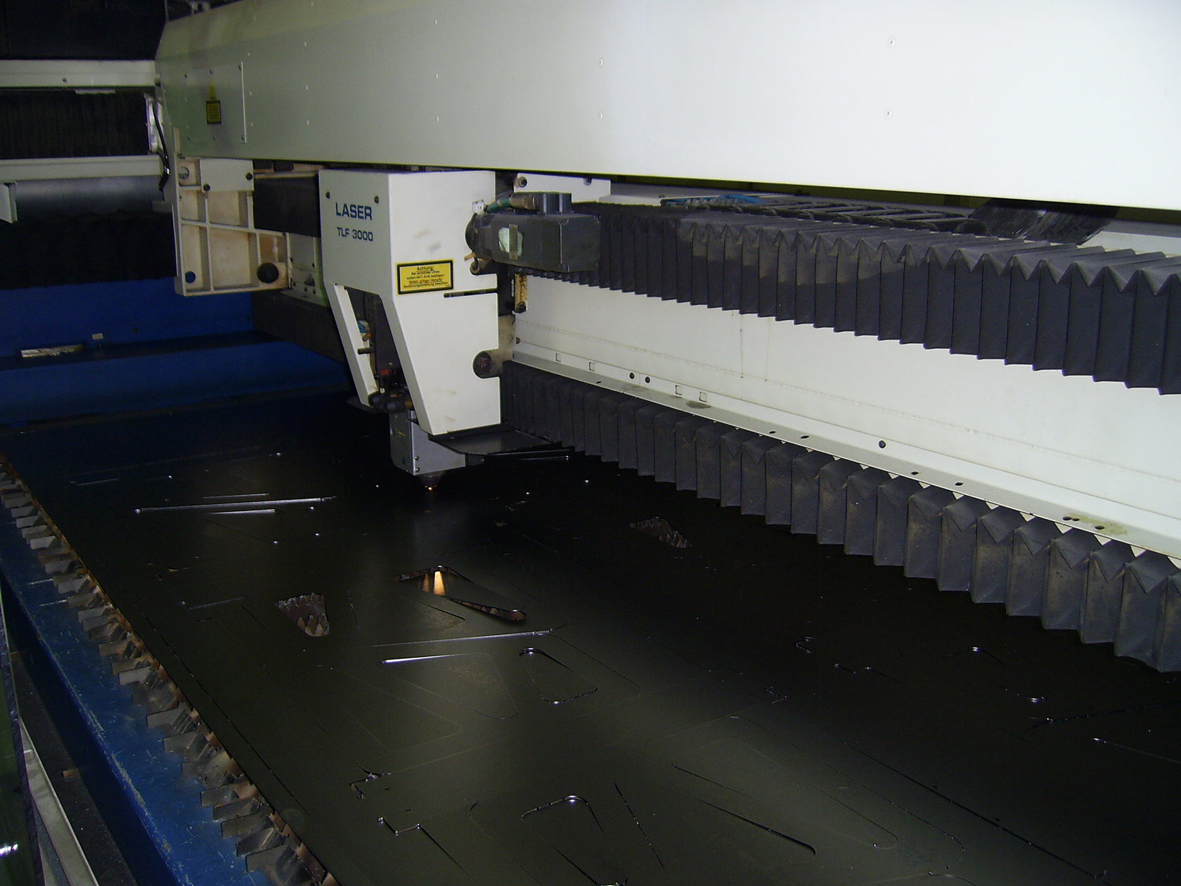 laser cutting